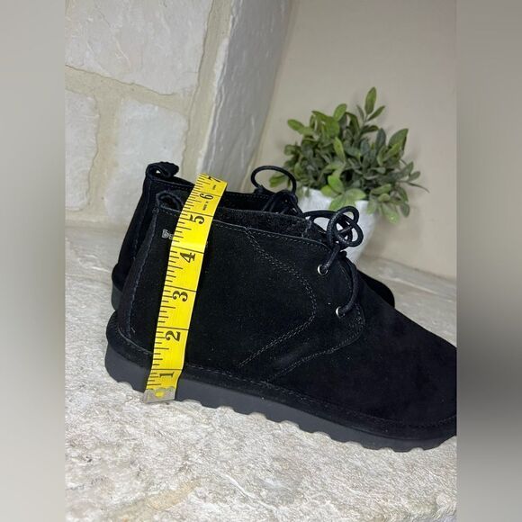 Bearpaw black skye booties sz 9 wide - Picture 6 of 9